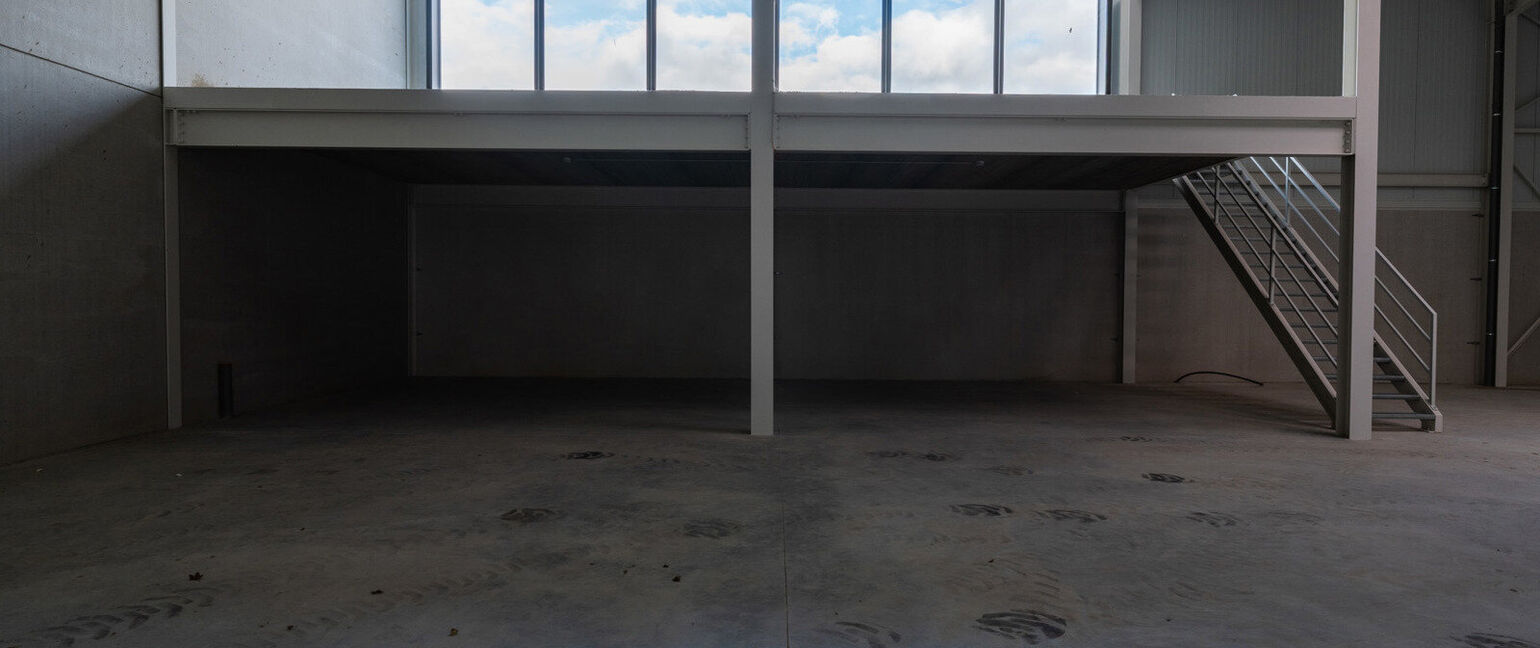 Industrieel gebouw te koop in Dilsen-Stokkem